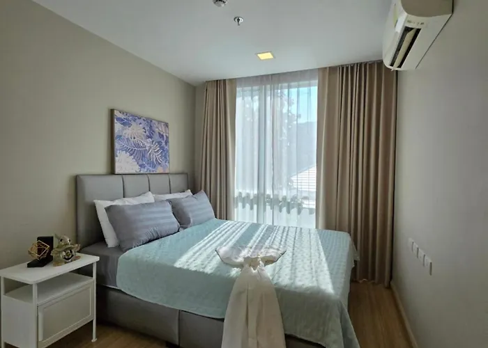 Bless Ekkamai Apartment *
