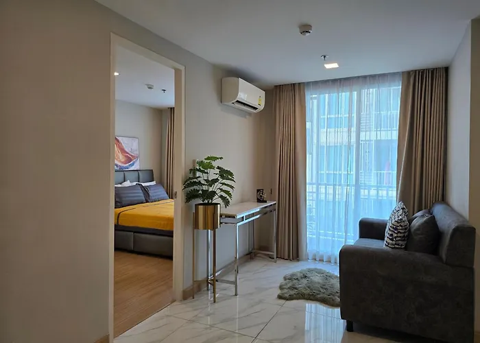 Bless Ekkamai Apartment Bangkok
